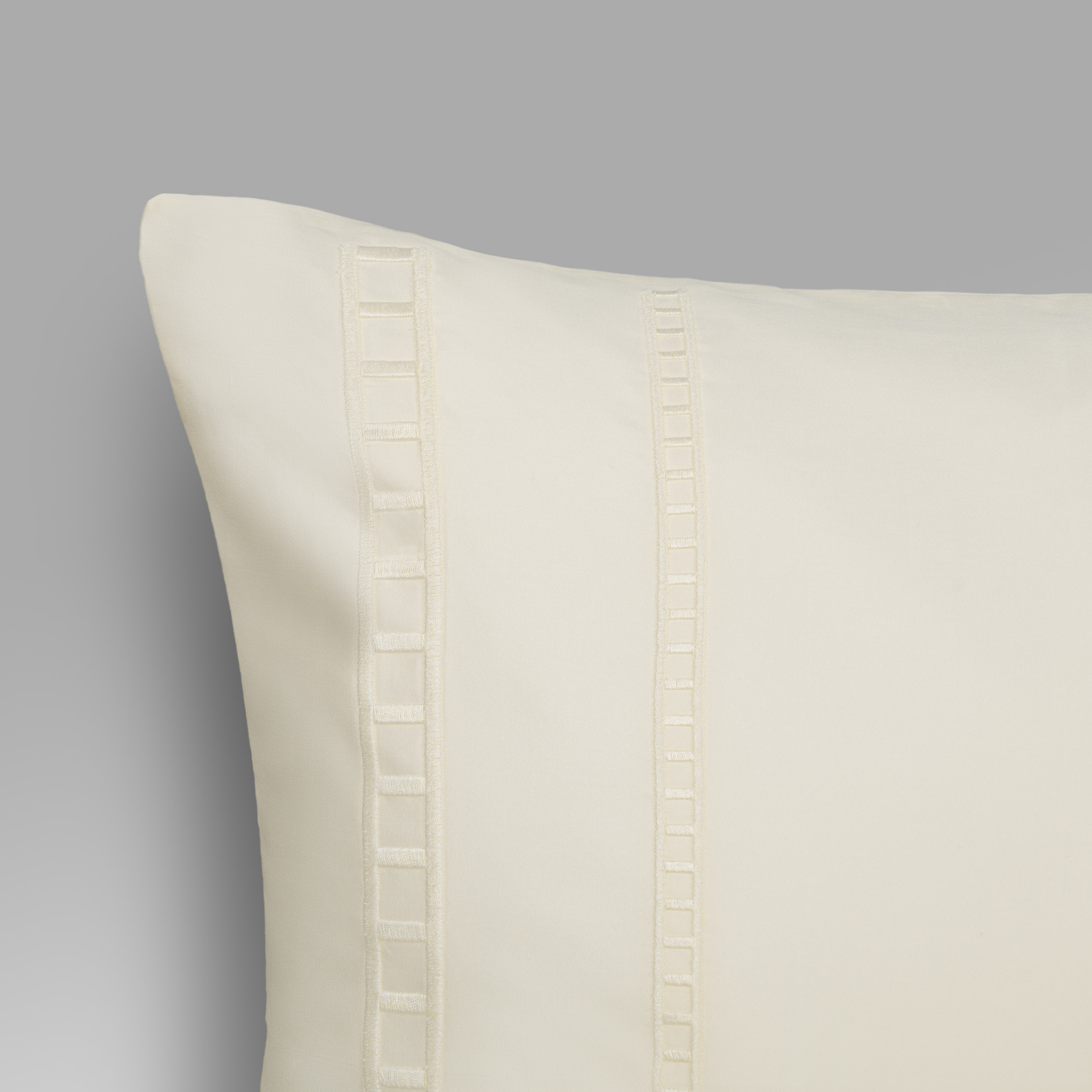 Grand ajour pillowcase alabastro 